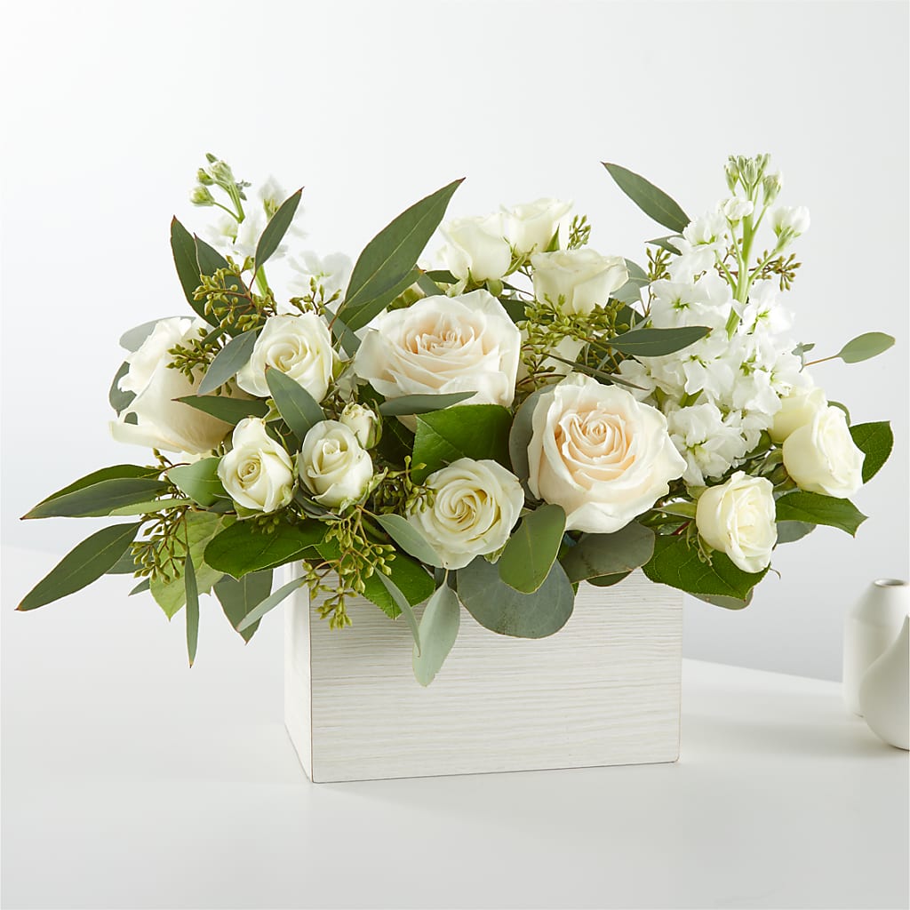 Fresh Linen Box Bouquet – Millennial Florist, Hartsdale NY