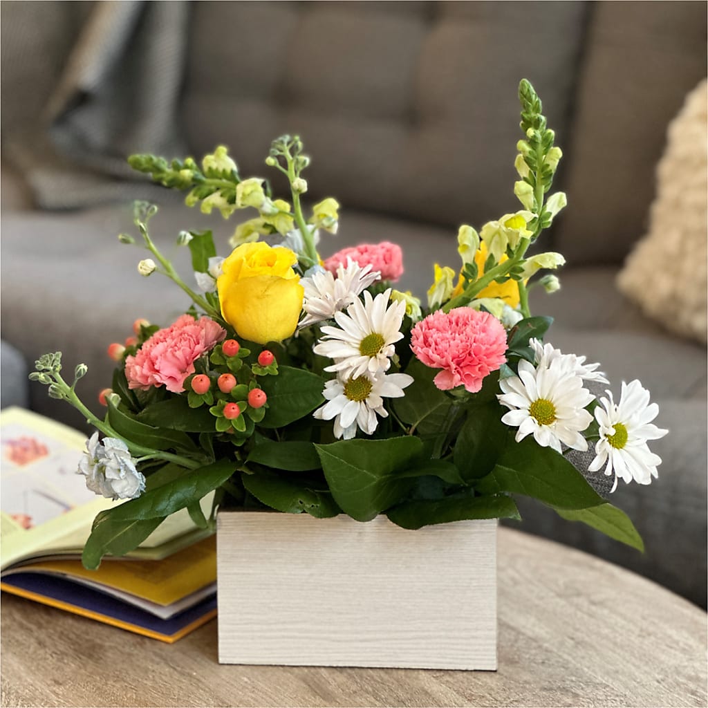 Sun Salutation Box Bouquet – Millennial Florist, Hartsdale NY