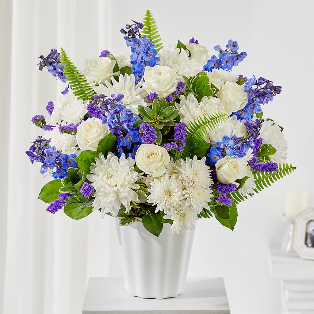 Hold Dear Tabletop Basket – Millennial Florist, Hartsdale NY