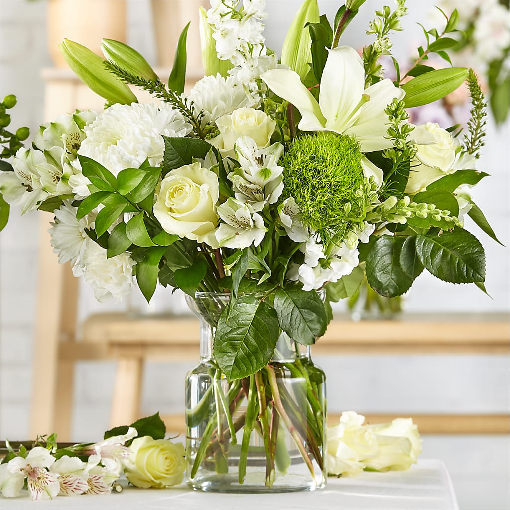 Classic Ivory – A Florist Original – Millennial Florist, Hartsdale NY