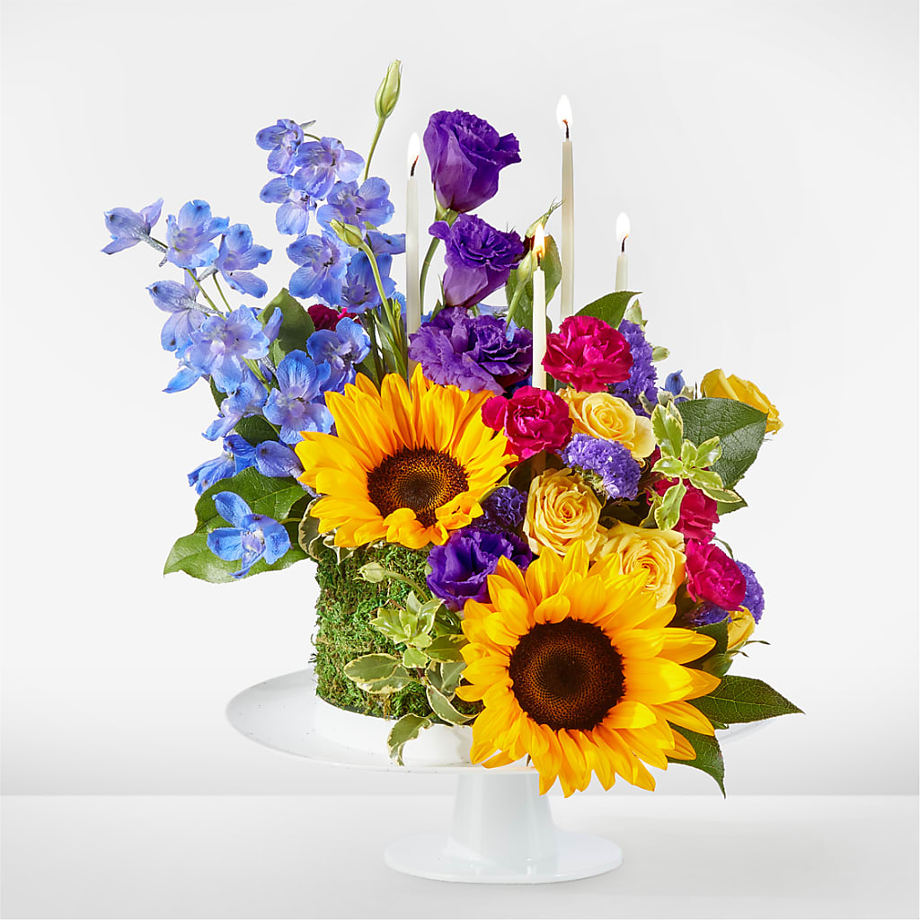 Star of the Day Floral Cake – Millennial Florist, Hartsdale NY