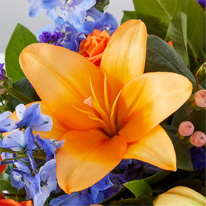Radiant Citrus Box Bouquet –  Millennial Florist, Hartsdale NY