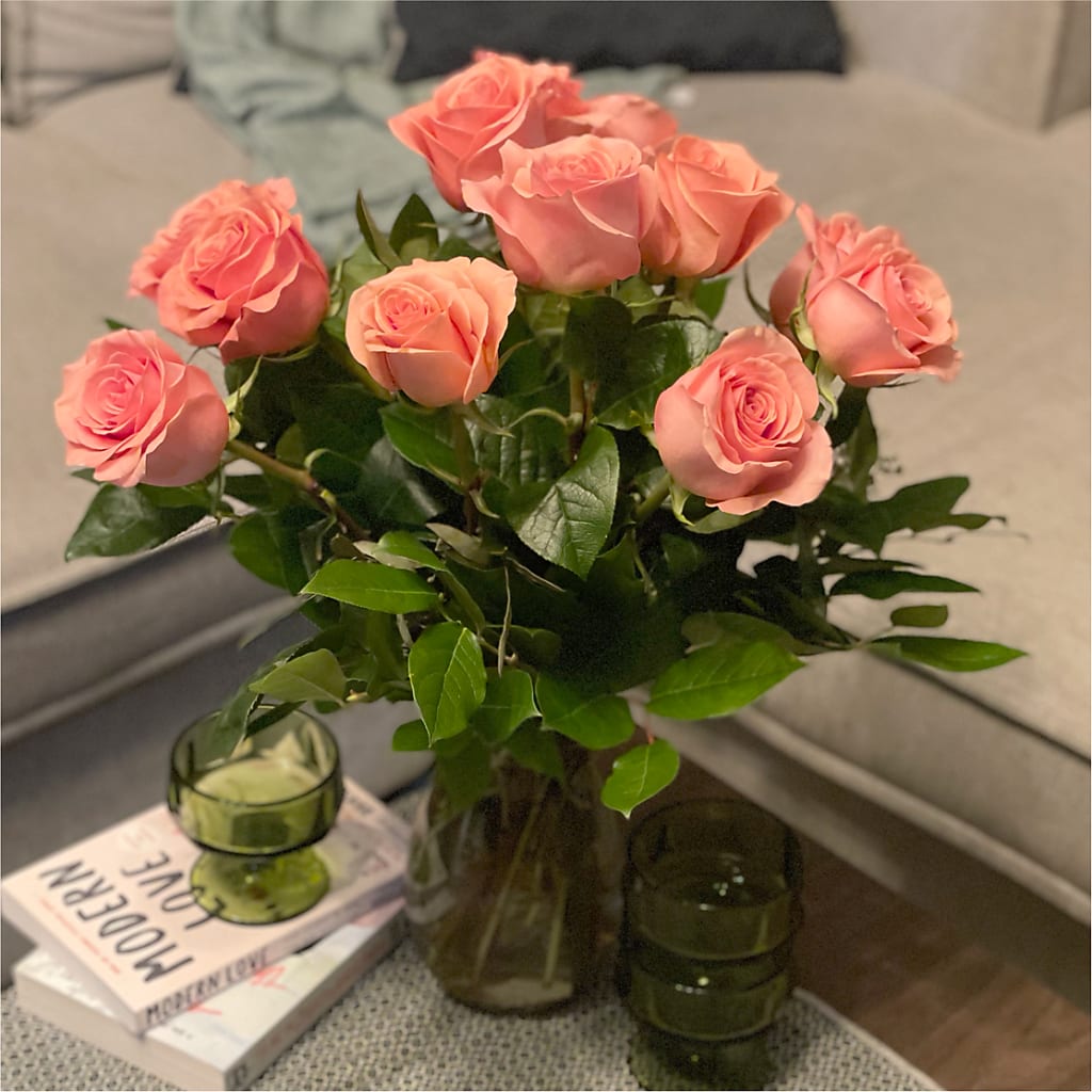 Long Stem Pink Rose Bouquet –  Millennial Florist, Hartsdale NY