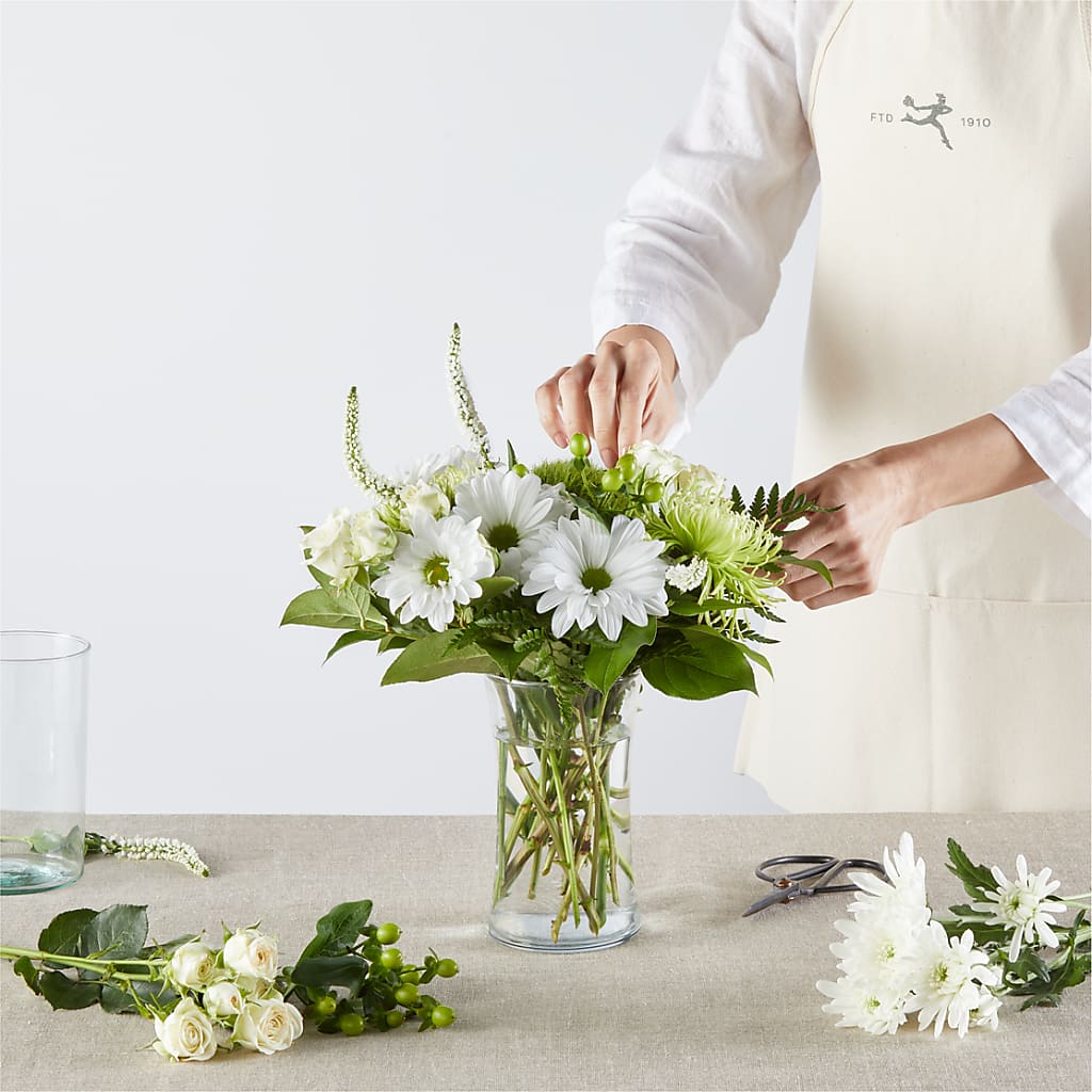 Irish Garden - A Florist Original –  Millennial Florist, Hartsdale NY