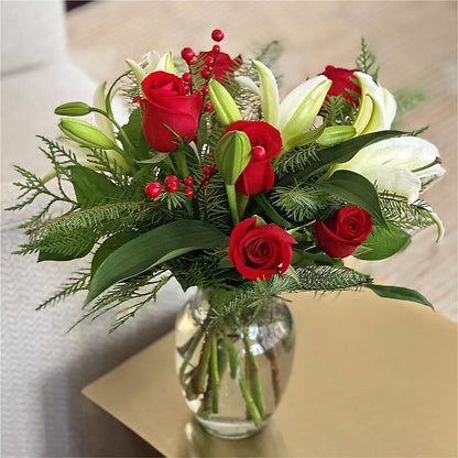 Sparkling Snowflakes Bouquet –  Millennial Florist, Hartsdale NY