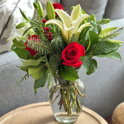 Sparkling Snowflakes Bouquet –  Millennial Florist, Hartsdale NY