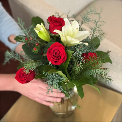 Glittering Lights Bouquet –  Millennial Florist, Hartsdale NY