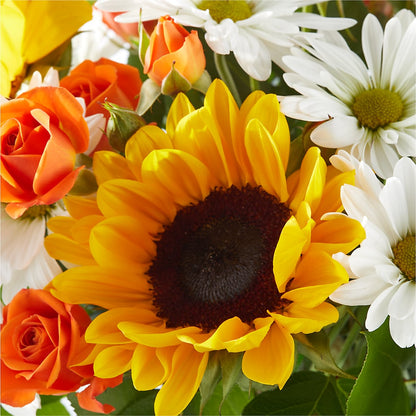 Sun-drenched Blooms Bouquet –  Millennial Florist, Hartsdale NY
