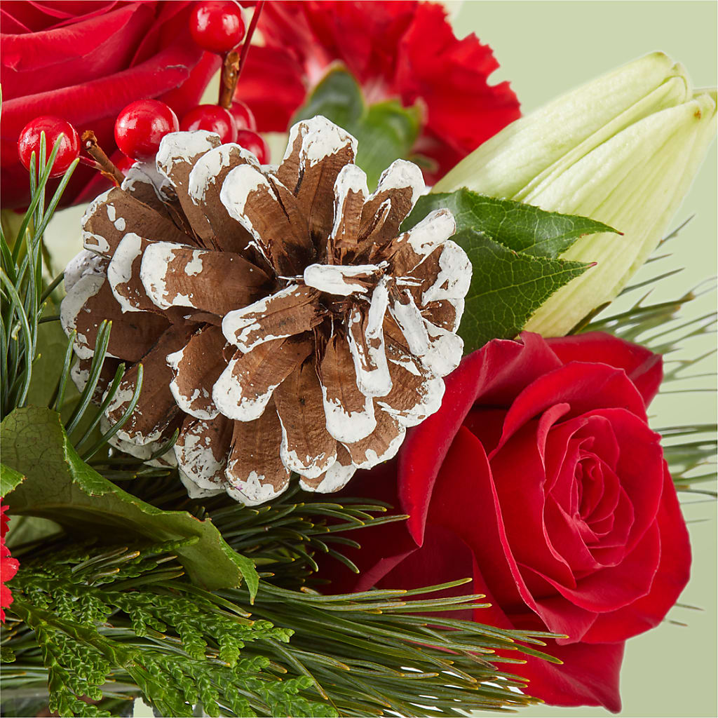 Glistening Icicles Bouquet –  Millennial Florist, Hartsdale NY